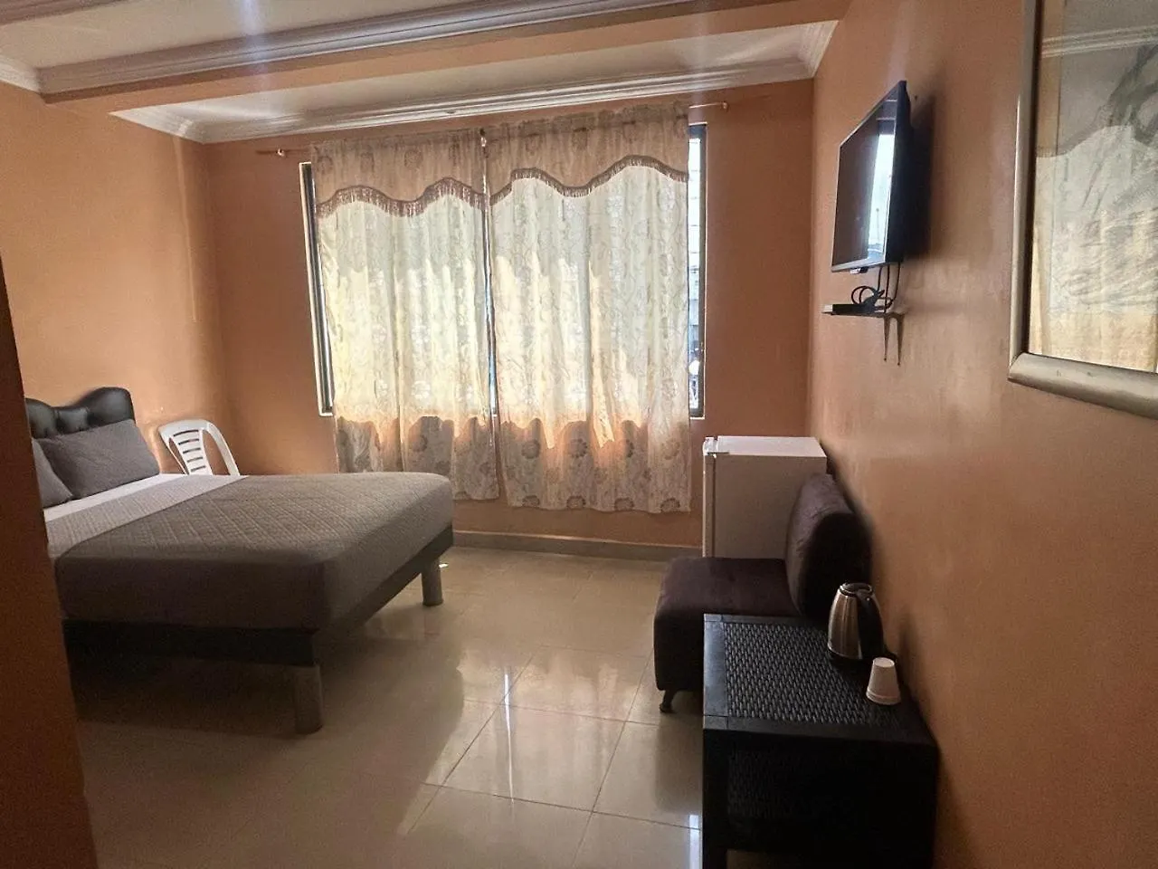 ***  Hotel Caribe Guayaquil Équateur